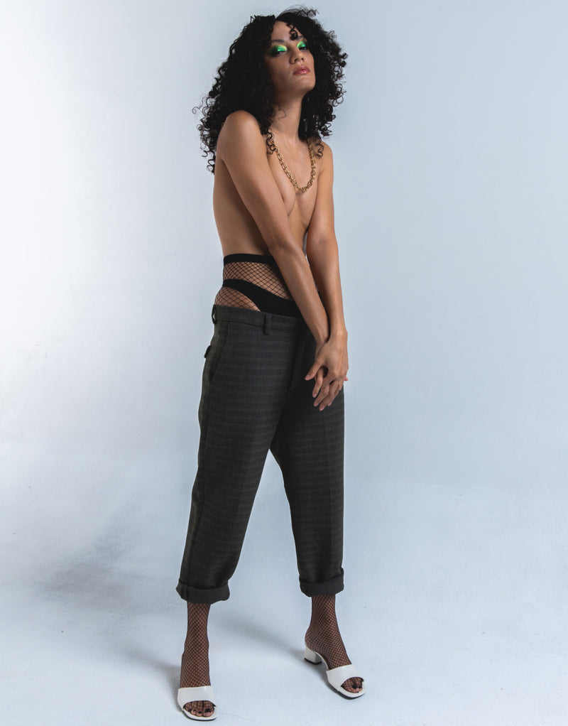 Buy 4 Pairs Fishnet Stockings Woman's Black Lace Fishnet Leggings Tights  Net Pantyhose Top Thigh-High Suspender Stockings (Style B) Online at  desertcartDenmark
